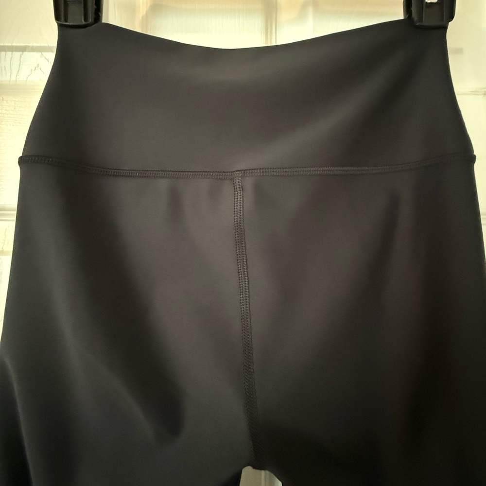 Alo High Waist Airlift Leggings - Picture 6 of 7
